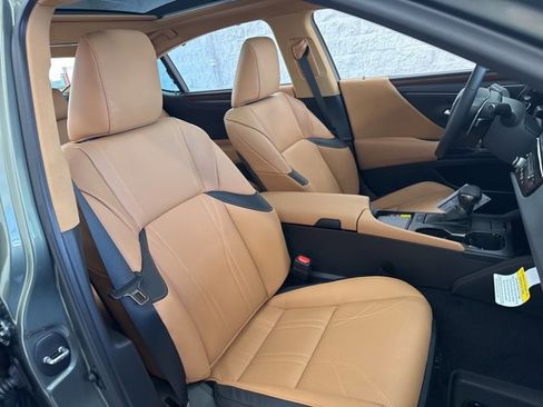 New 2025 Lexus ES 350 Ultra Luxury image 50