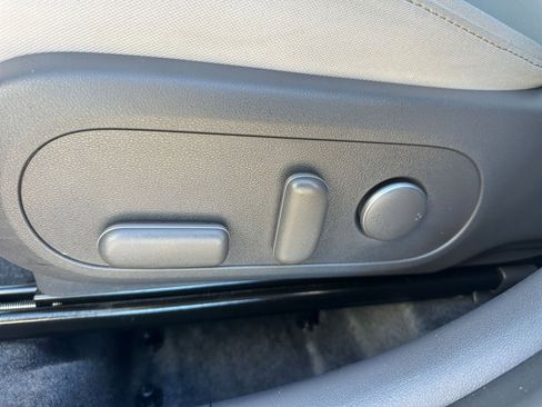 Used 2025 Hyundai Kona SEL image 23