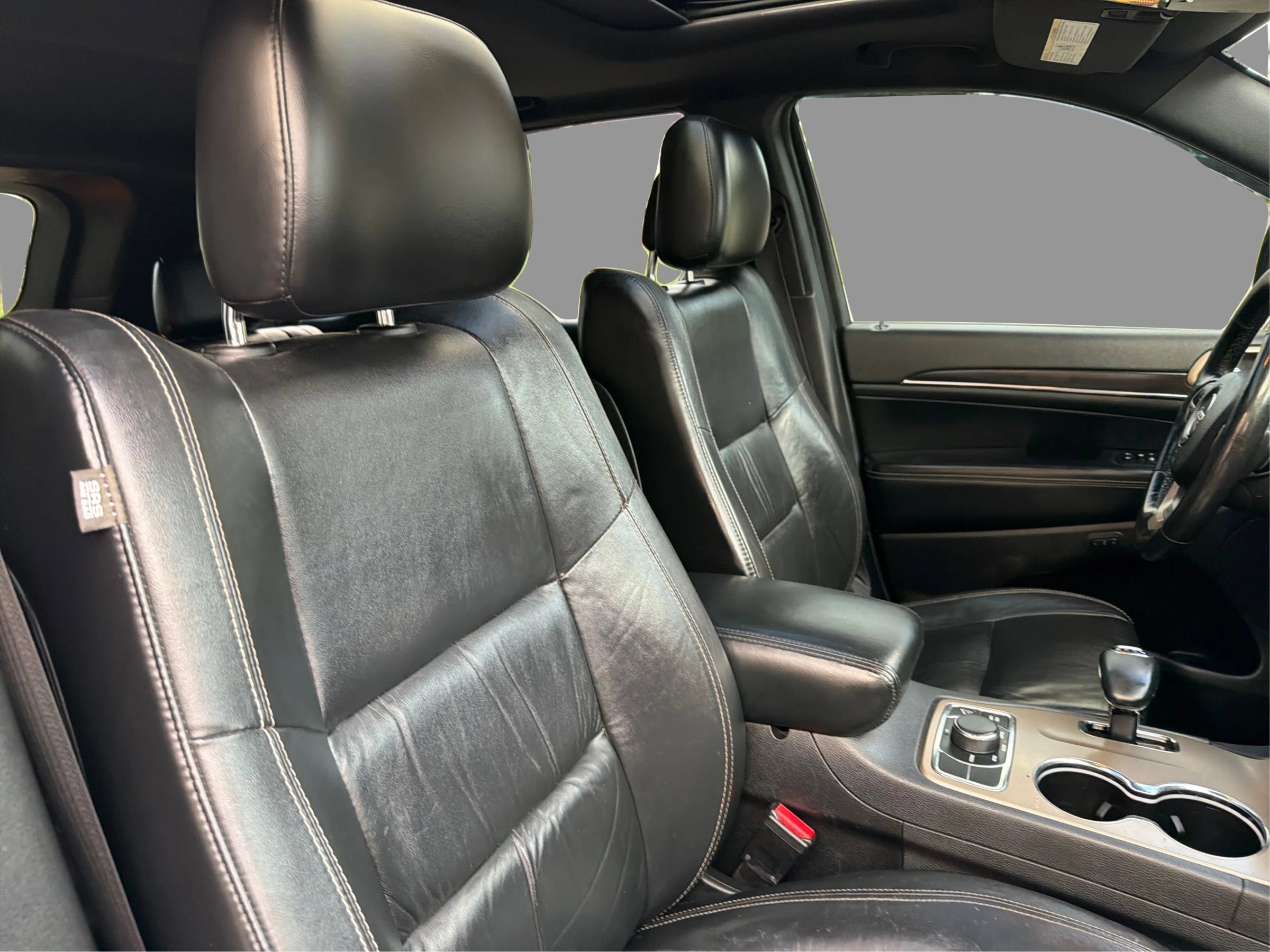 Used 2015 Jeep Grand Cherokee Limited AWD/4WD image 26