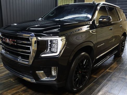 Used 2021 GMC Yukon SLT w/ SLT Premium Package image 6