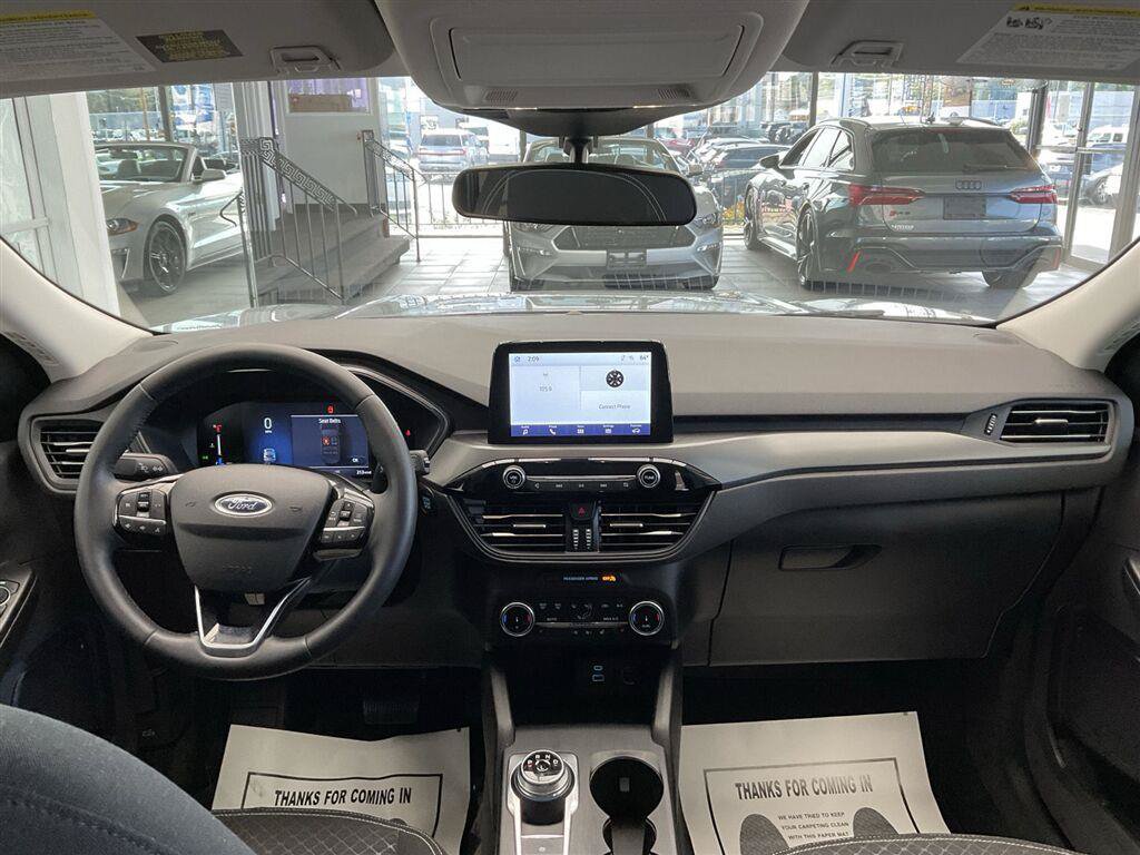 Used 2023 Ford Escape Active AWD/4WD image 16