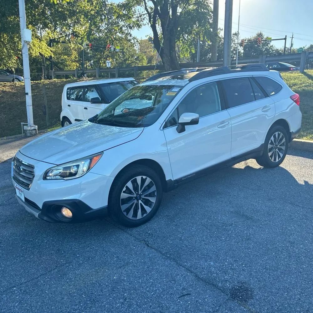 Used 2017 Subaru Outback 2.5i Limited AWD/4WD image 1