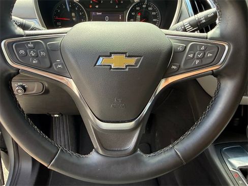 Used 2024 Chevrolet Equinox LT image 33