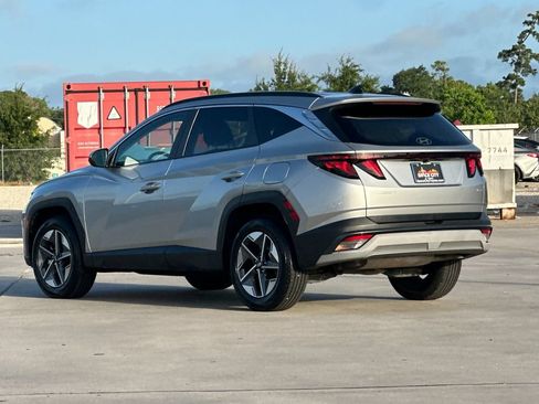 Used 2025 Hyundai Tucson SEL AWD/4WD image 4