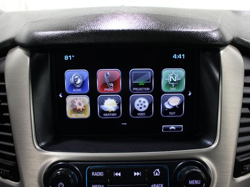 Used 2018 GMC Yukon Denali w/ Open Road Package AWD/4WD image 16