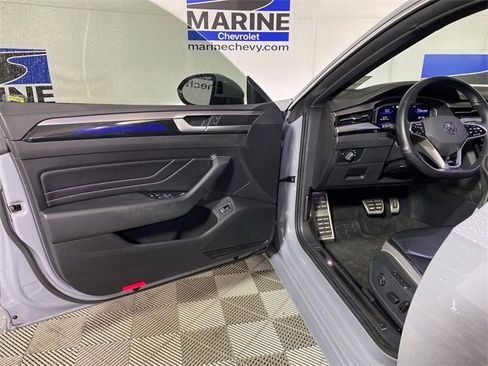 Used 2023 Volkswagen Arteon SEL image 29