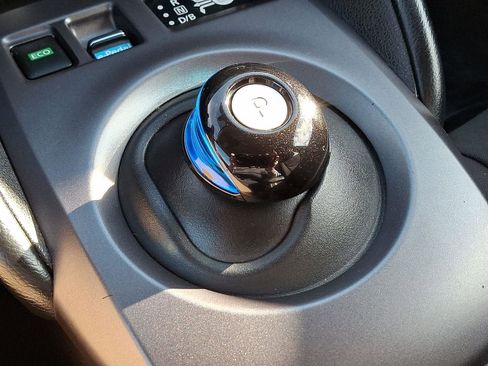 Used 2023 Nissan Leaf S image 14