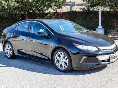Used 2018 Chevrolet Volt Premier w/ Driver Confidence Package
