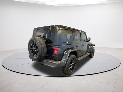Certified 2025 Jeep Wrangler Sahara image 6