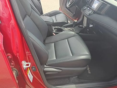 Used 2013 Toyota RAV4 Limited FWD image 18