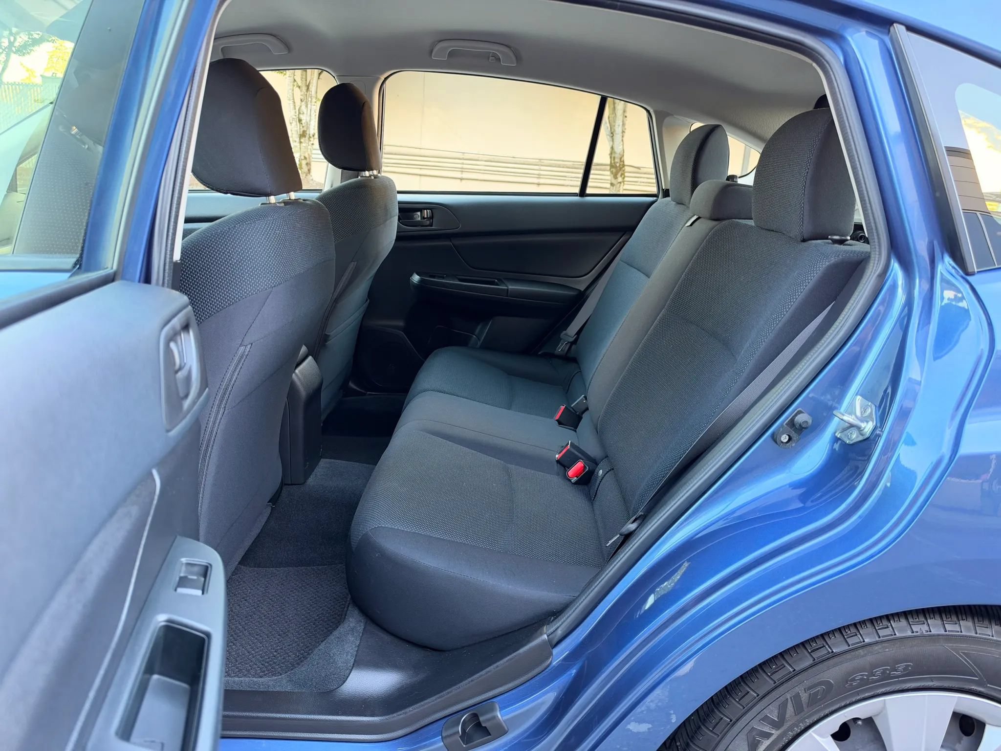 Used 2014 Subaru Impreza 2.0i AWD/4WD image 41