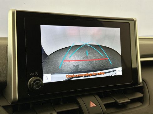 Certified 2025 Toyota RAV4 XLE image 22