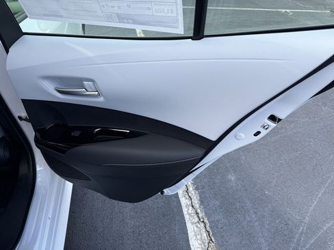 New 2025 Toyota Corolla SE image 34