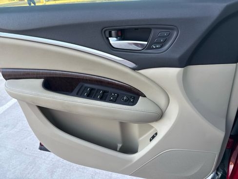 Used 2020 Acura MDX FWD image 25