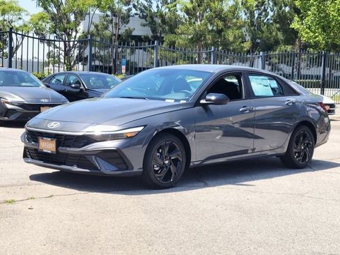 New 2026 Hyundai Elantra Sport FWD image 2