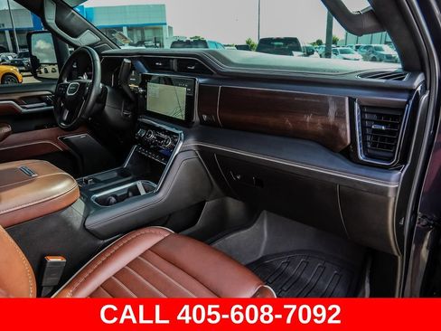 Used 2026 GMC Sierra 2500 Denali Ultimate AWD/4WD image 18