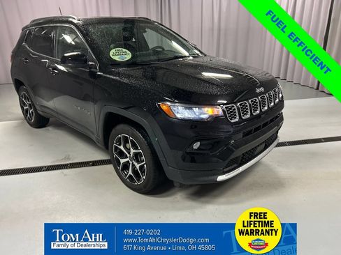 Used 2025 Jeep Compass Limited w/ Sun & Sound Group AWD/4WD image 1