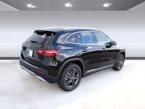 New 2025 Mercedes-Benz GLA 250 GLA 250 image 6