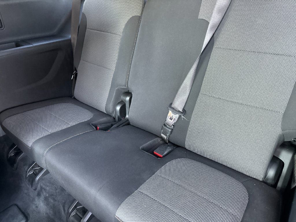 Used 2021 Chevrolet Traverse LT FWD image 14