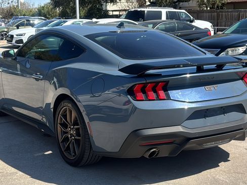Used 2024 Ford Mustang GT Premium image 5