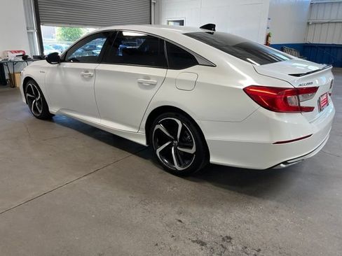 Used 2022 Honda Accord Sport image 5