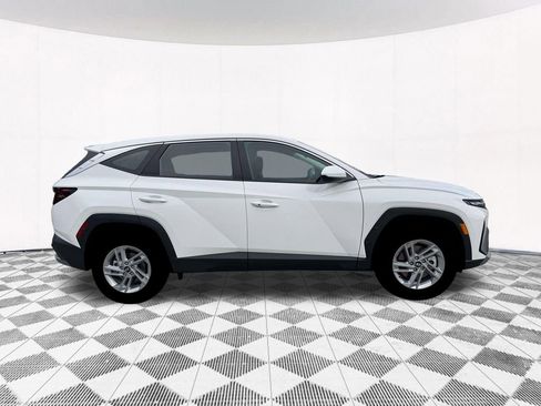 New 2026 Hyundai Tucson SE image 14