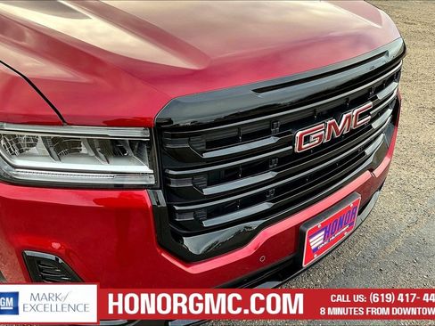 Used 2023 GMC Acadia SLE w/ Elevation Edition image 31