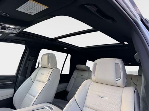 Certified 2023 Cadillac Escalade Sport w/ Touring Package AWD/4WD image 19