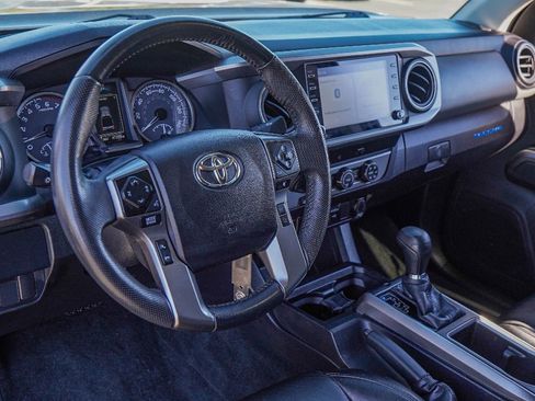 Used 2021 Toyota Tacoma SR5 image 7