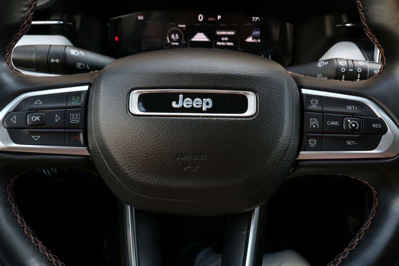 Used 2022 Jeep Compass Limited w/ Elite Group AWD/4WD image 24