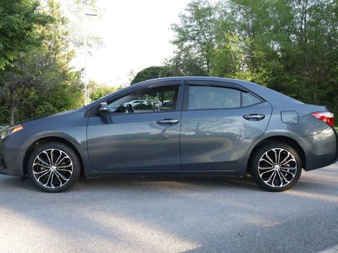 Used 2016 Toyota Corolla S image 2