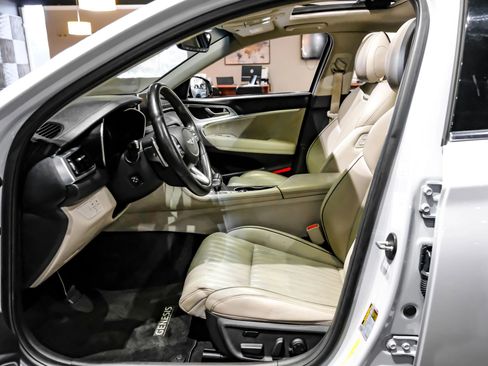 Used 2020 Genesis G70 3.3T w/ Elite Package image 4