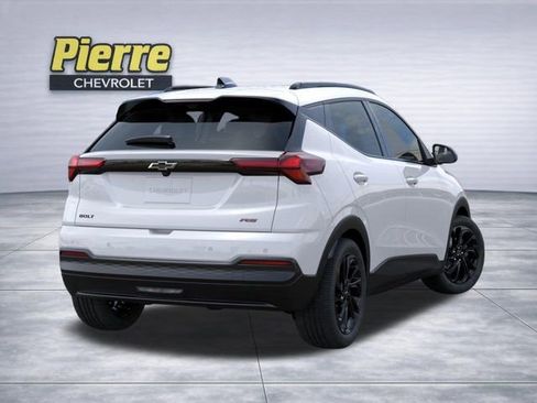 New 2027 Chevrolet Bolt RS w/ Super Cruise Package FWD image 4