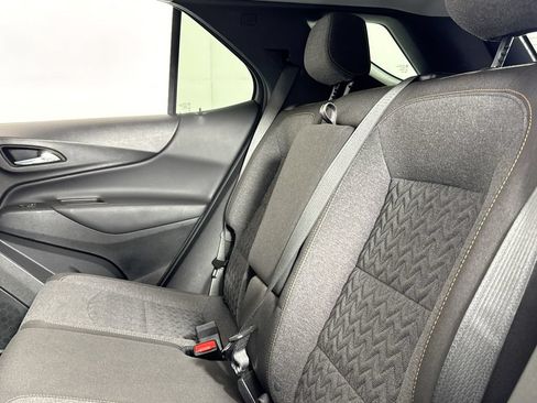 Used 2023 Chevrolet Equinox LT AWD/4WD image 10