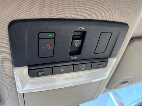Used 2019 Nissan Altima 2.0 Edition One FWD image 25