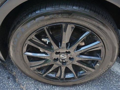 Certified 2024 Nissan Murano SV w/ SV Midnight Edition Package image 15