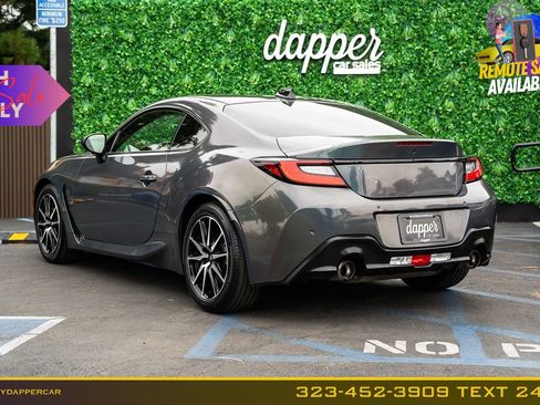 Used 2022 Toyota GR86 w/ ALL Weather Mat Package (TMS) RWD image 8