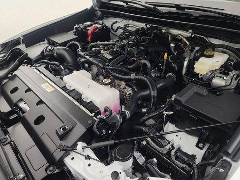 Used 2025 Toyota Tacoma TRD Off-Road image 41