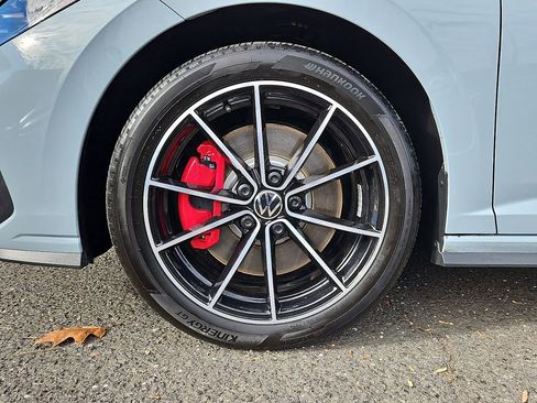 Certified 2025 Volkswagen Jetta GLI Autobahn image 9