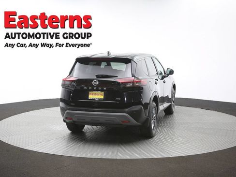 Used 2023 Nissan Rogue S AWD/4WD image 38