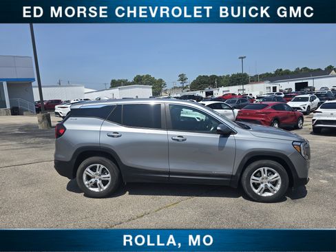Certified 2024 GMC Terrain SLE AWD/4WD image 2