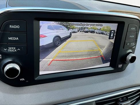 Used 2020 Hyundai Santa Fe SEL image 11