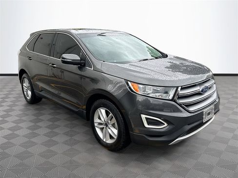 Used 2018 Ford Edge SEL w/ Cargo Accessory Package image 4