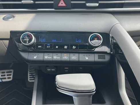 New 2026 Hyundai Elantra SEL Sport Premium FWD image 17