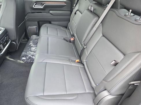 New 2026 GMC Sierra 2500 Denali w/ Denali Reserve Package AWD/4WD image 6