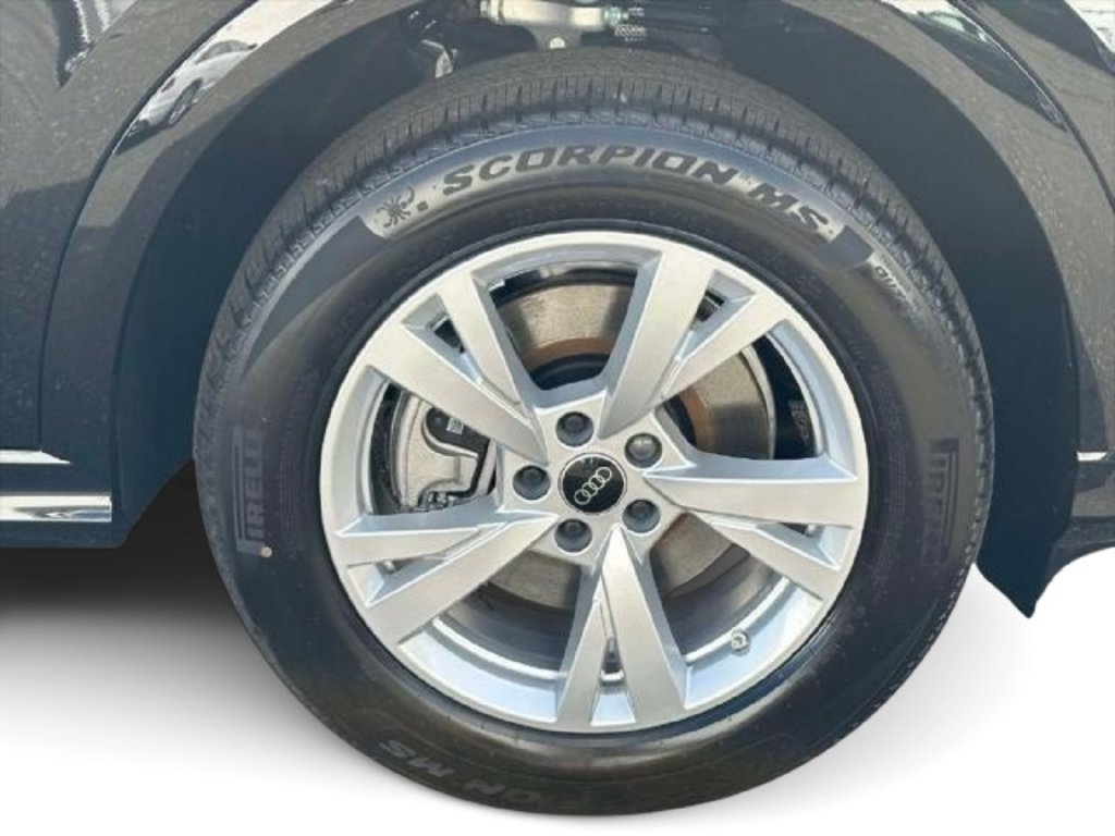 New 2026 Audi Q5 Premium AWD/4WD image 7