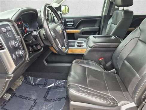 Used 2018 Chevrolet Silverado 1500 LTZ w/ Sport Package AWD/4WD image 11