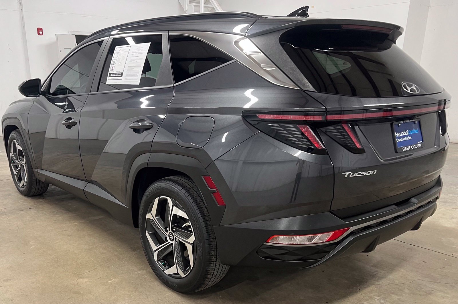Certified 2023 Hyundai Tucson SEL w/ Convenience Package FWD image 4
