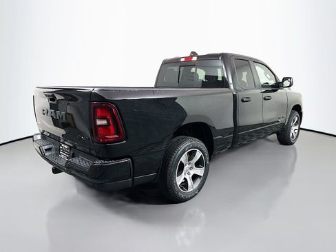 New 2026 RAM 1500 Express AWD/4WD image 7