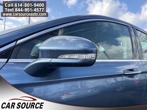 Used 2019 Ford Fusion Titanium image 4